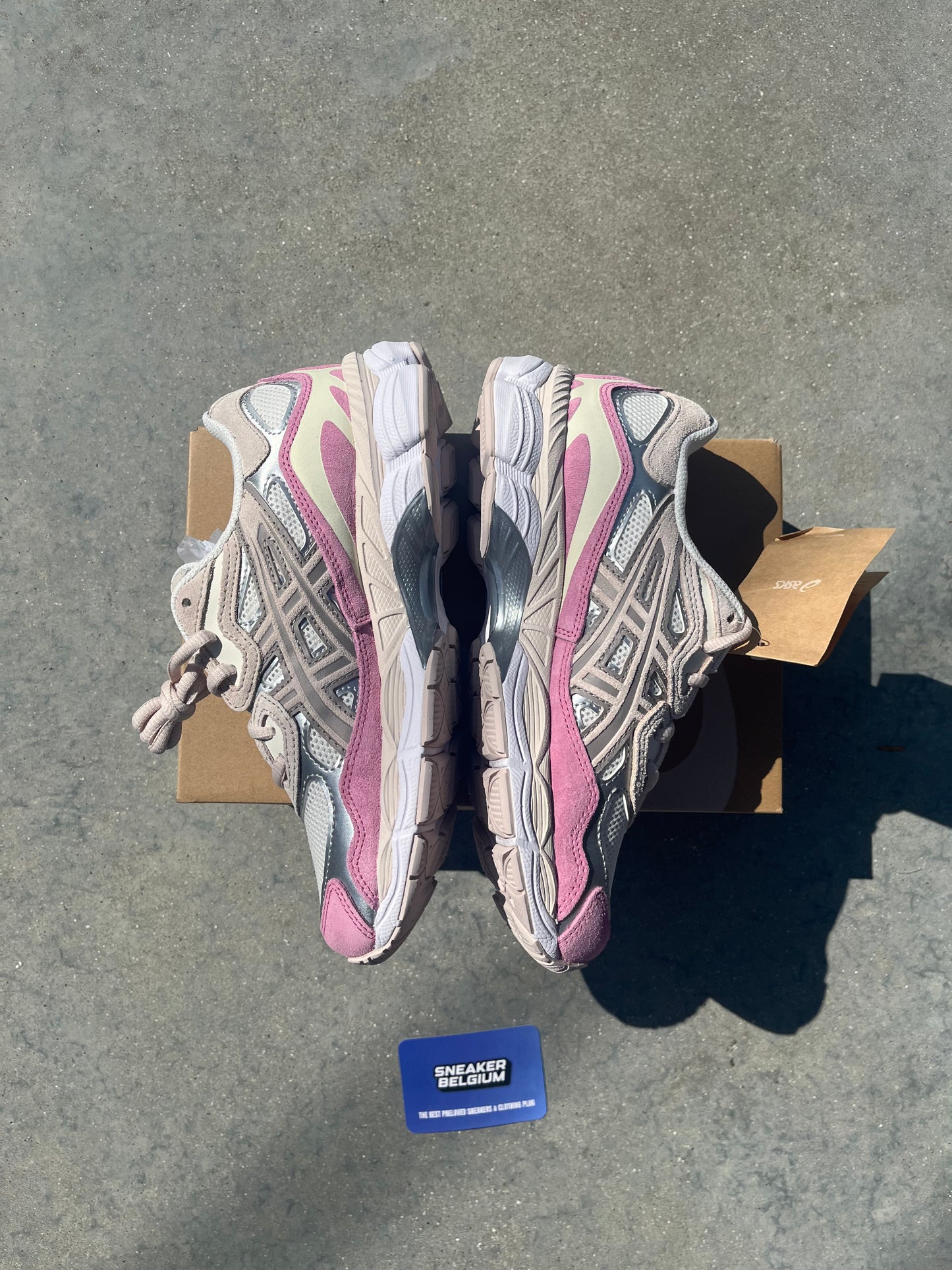 ASICS nyc pink cream | 38