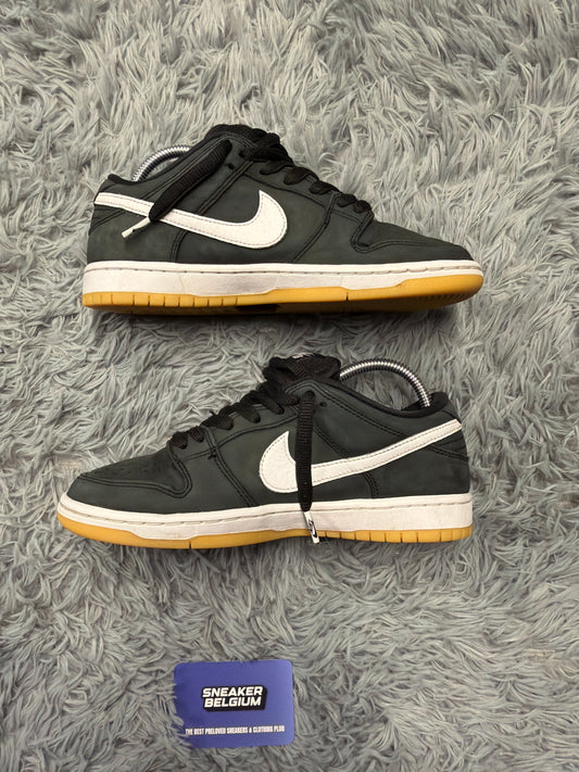 Dunk low SB black gum / size 39 / pre-loved