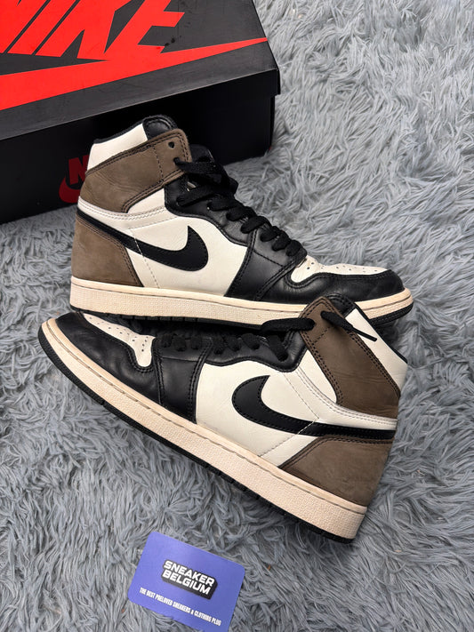 Jordan 1 high “ mocha “ / size 43 / Pre-Loved