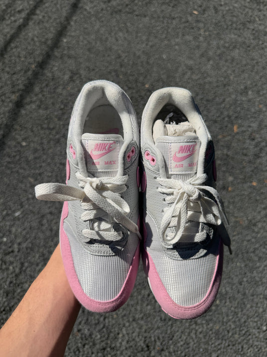 Nike Airmax pink / pre-loved / sz 37,5
