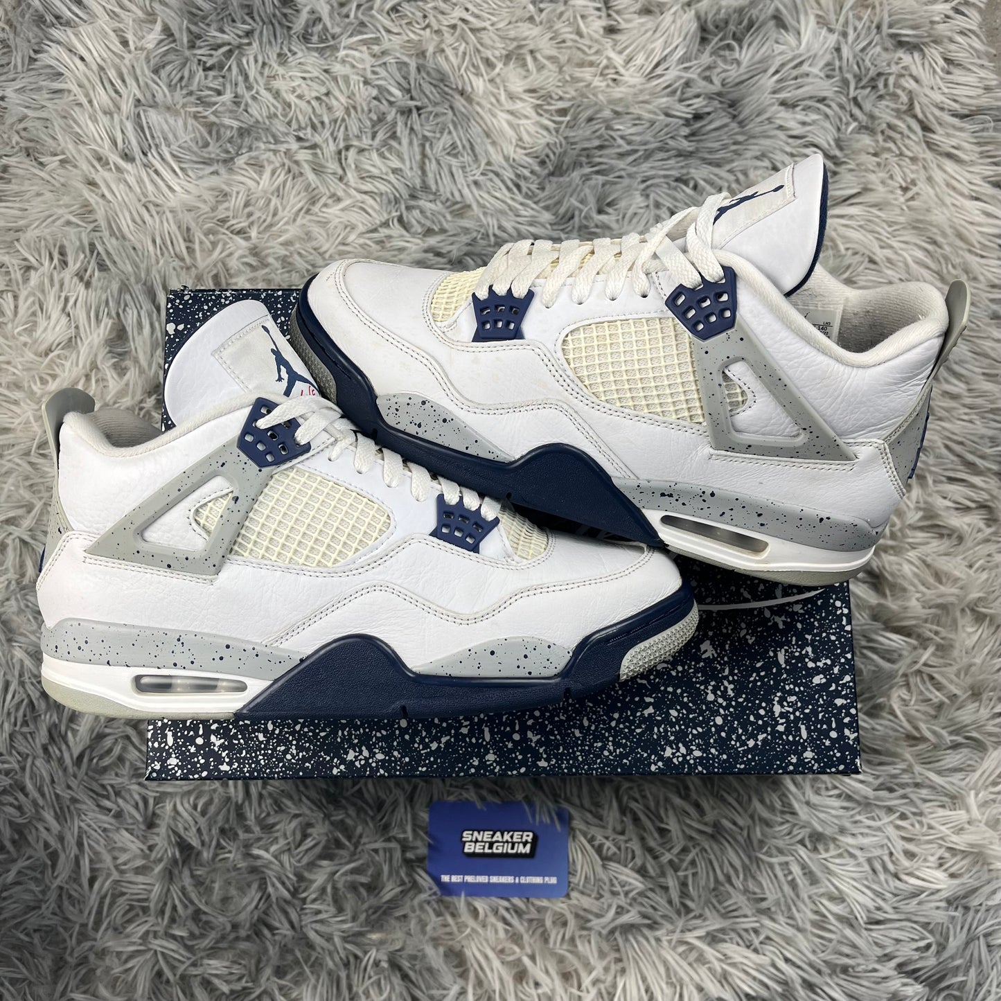 Jordan 4 midnight navy | 44