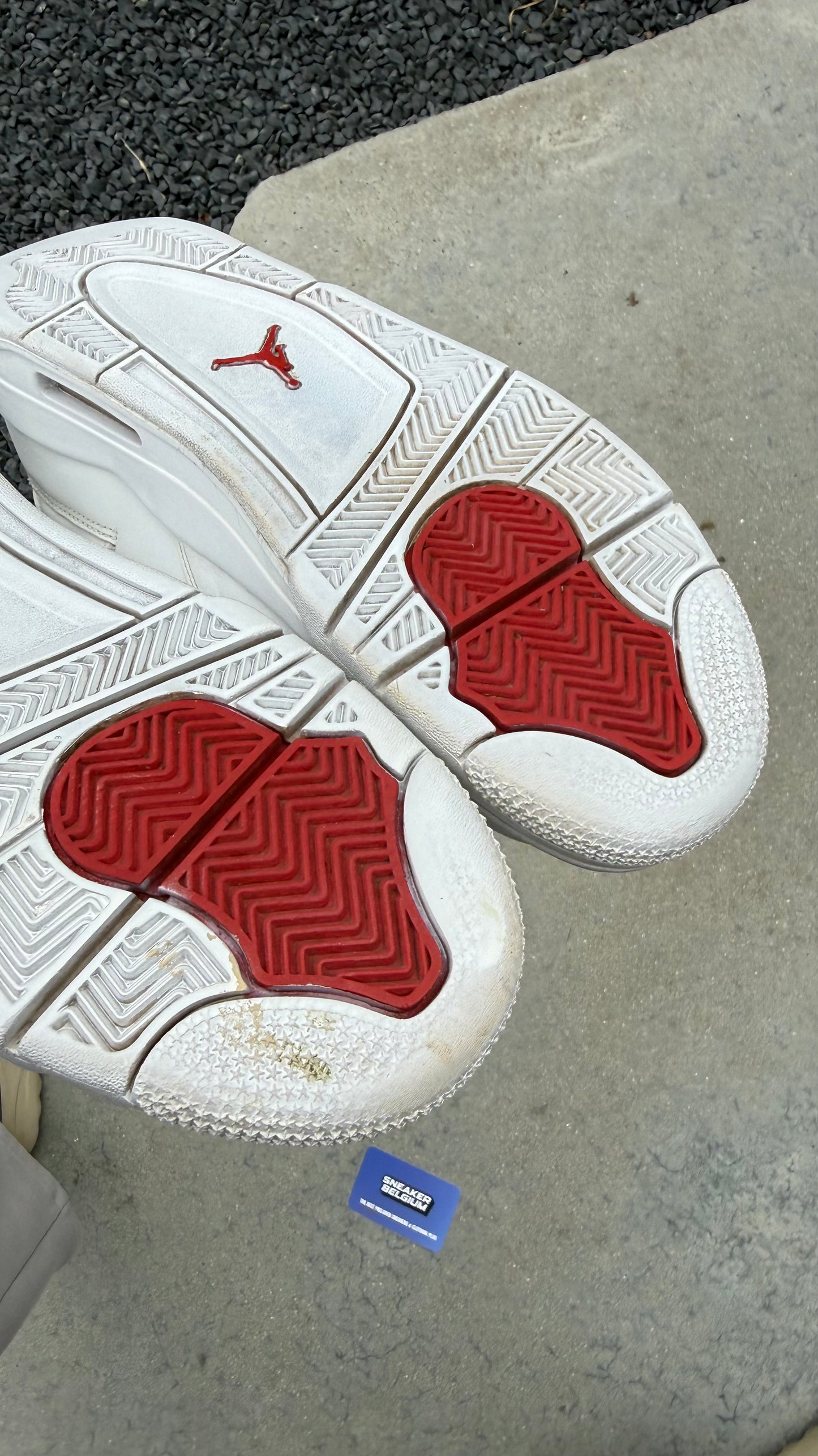 Jordan 4 metallic red | 44