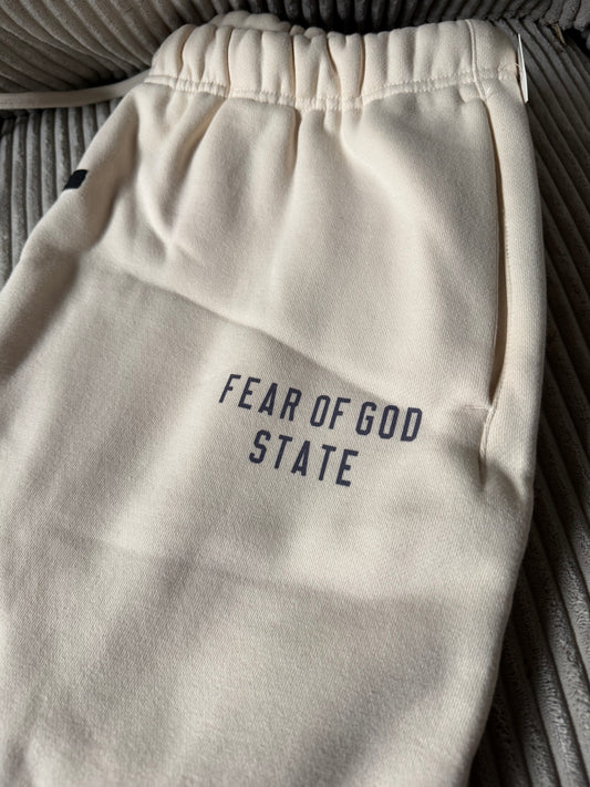 Fear Of God White sweatpants / L