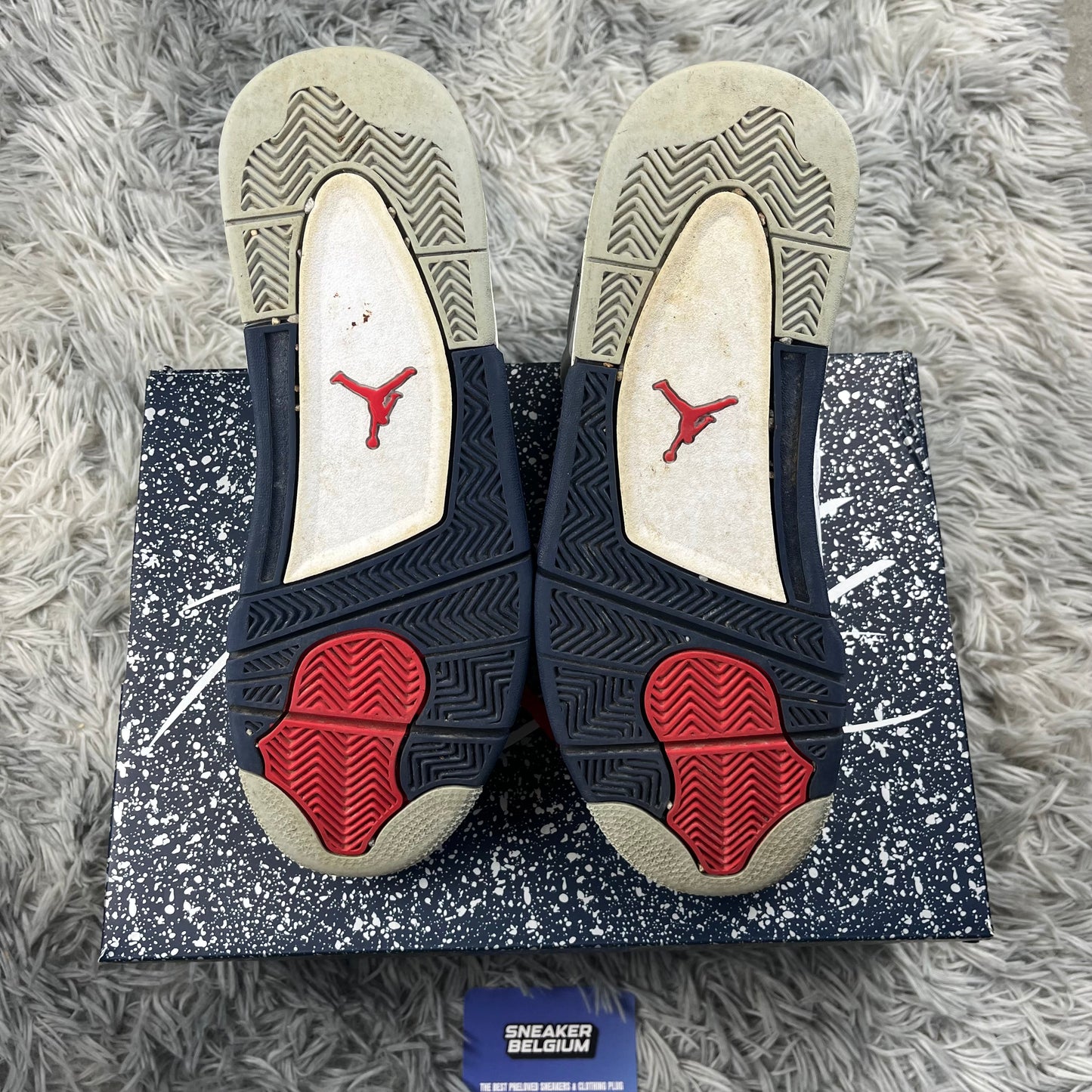 Jordan 4 midnight navy | 44