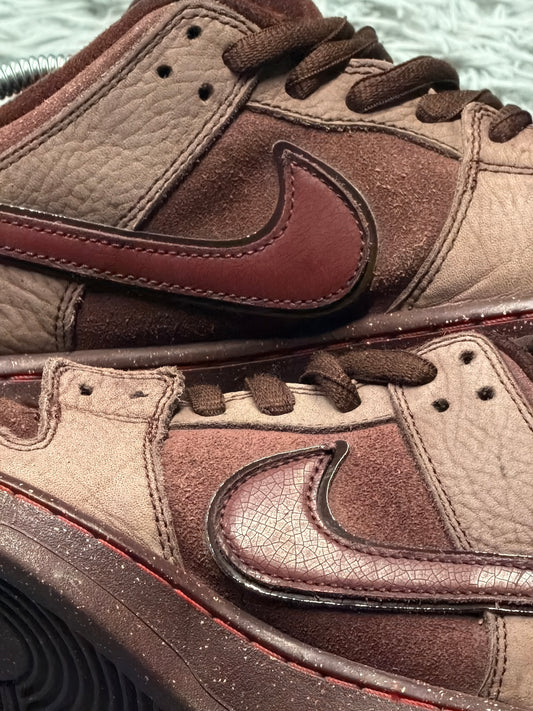 Dunk low SB city of love / size 44 / Pre-Loved