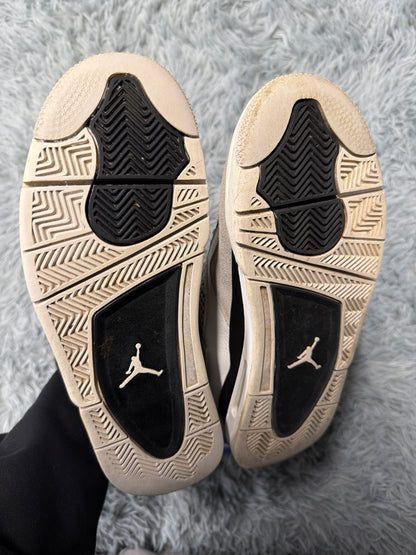 Jordan 4 Military Black / size 41 / Pre-Loved