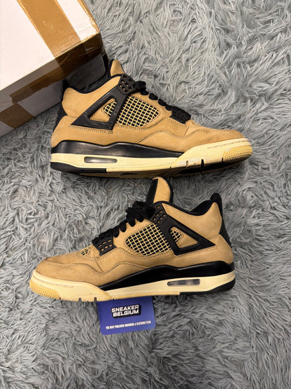 Jordan 4 mushroom / size 40,5 / Pre-Loved