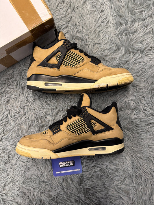 Jordan 4 mushroom / size 40,5 / Pre-Loved