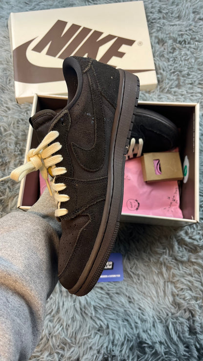 Jordan 1 low x Travis Scott “Velvet Brown” / SIZE 41 / pre-loved