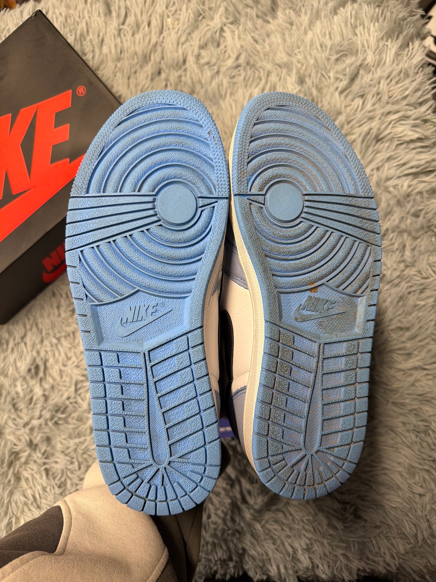 Jordan 1 high UNC / size 43 / Pre-Loved