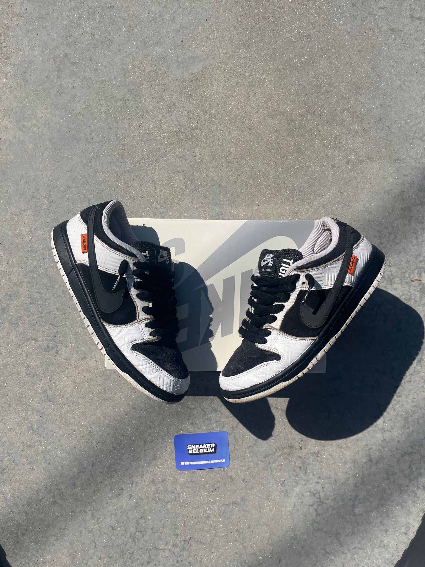 Dunk low SB tight booth | 39