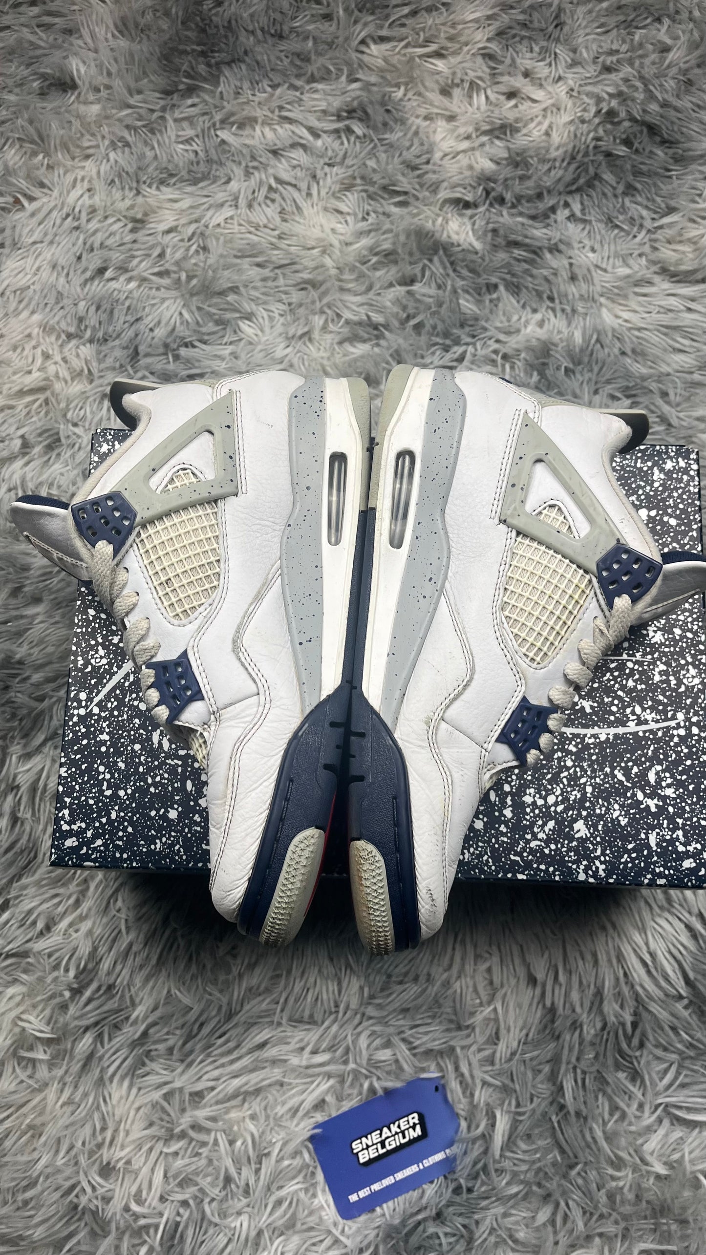 Jordan 4 midnight navy 41