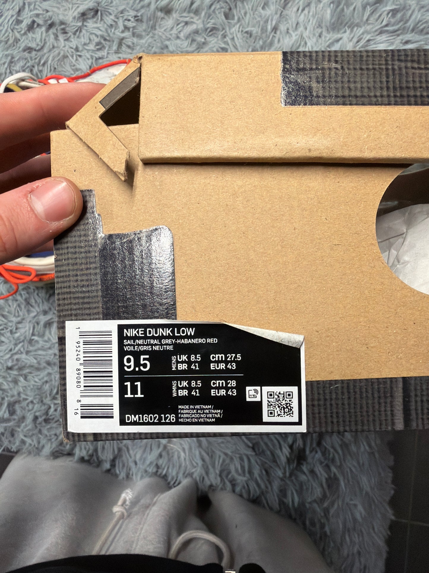 Nike dunk low x off white “ lot 23/50 “ / size 43 / Pre-Loved