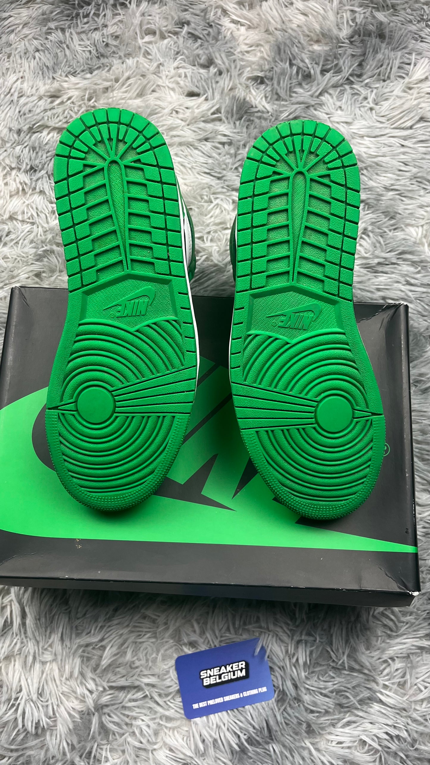 Jordan 1 lucky green 43