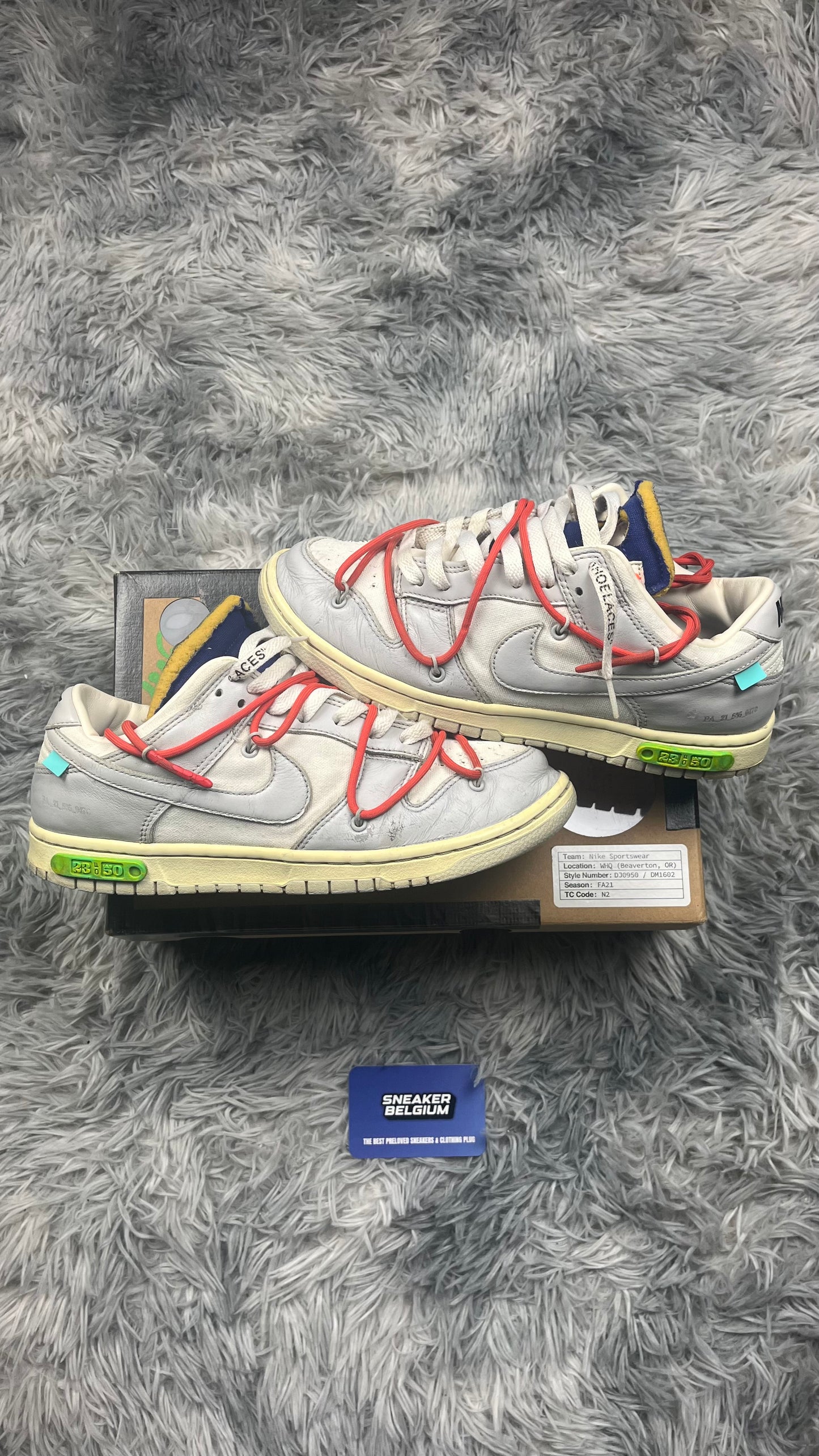 Dunk low off white lot 42