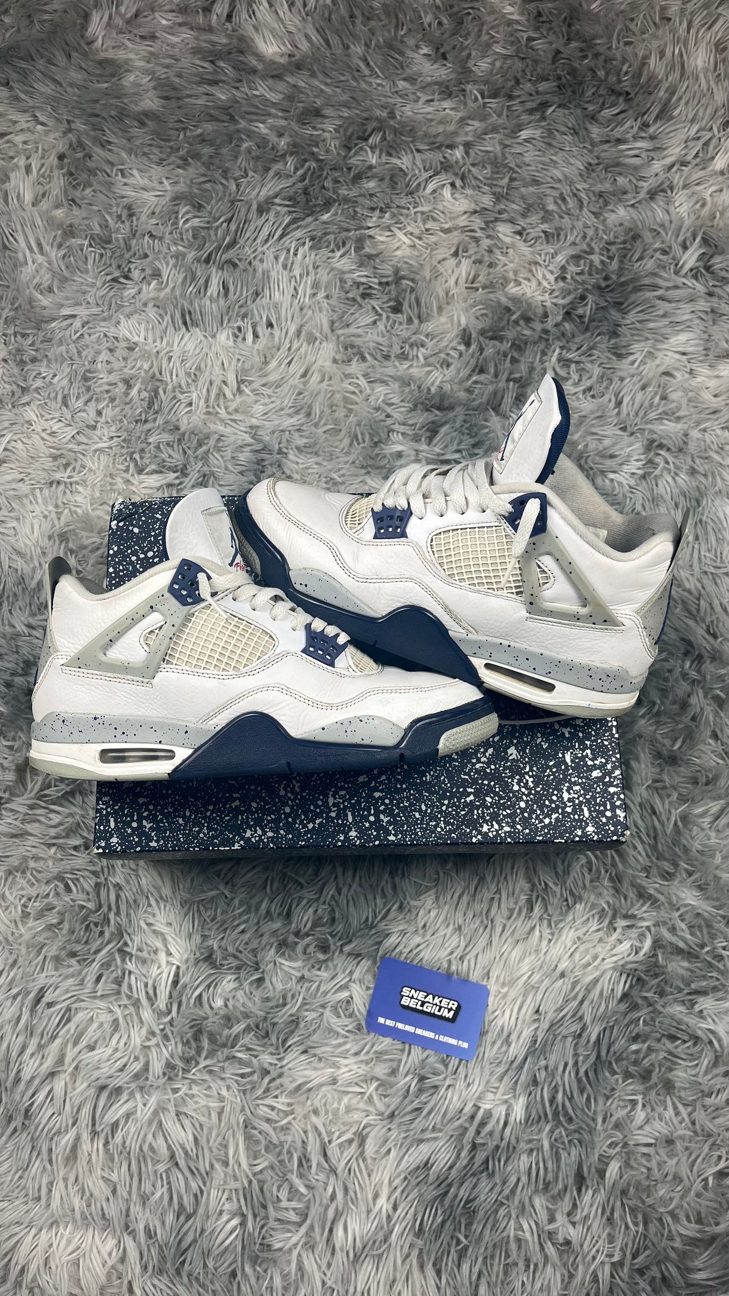 Jordan 4 midnight navy 43