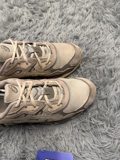 ASICS NYC oyster / size 42,5 / pre-loved