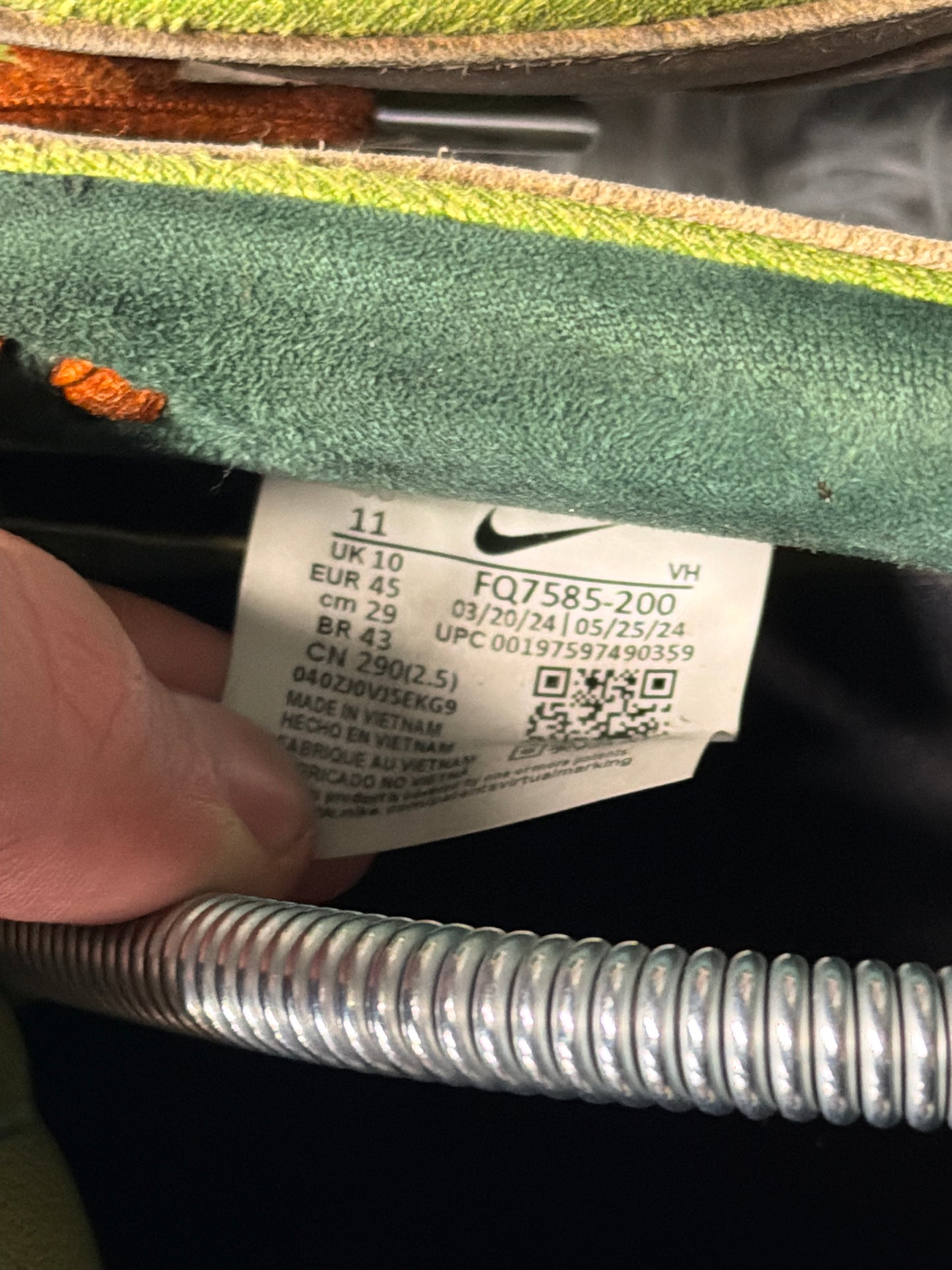 Dunk low SB green/brown / size 45 / Pre-Loved