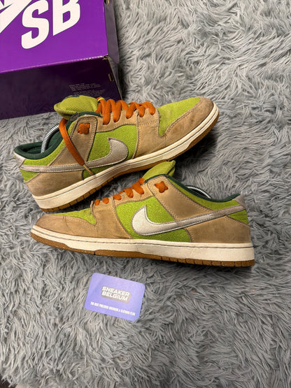 Dunk low SB green/brown / size 45 / Pre-Loved