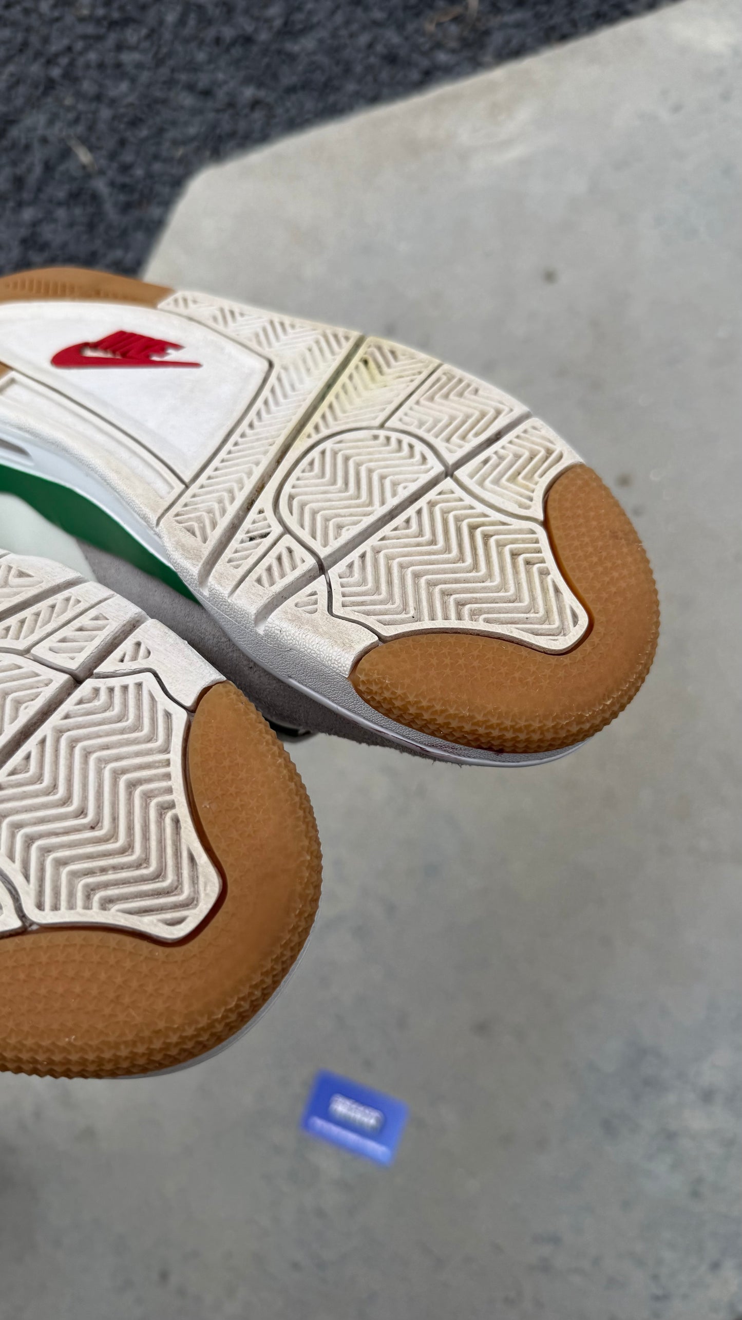 Jordan 4 pine green | 44