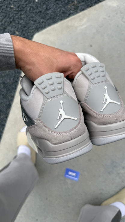 Jordan 4 frozen moments | 40