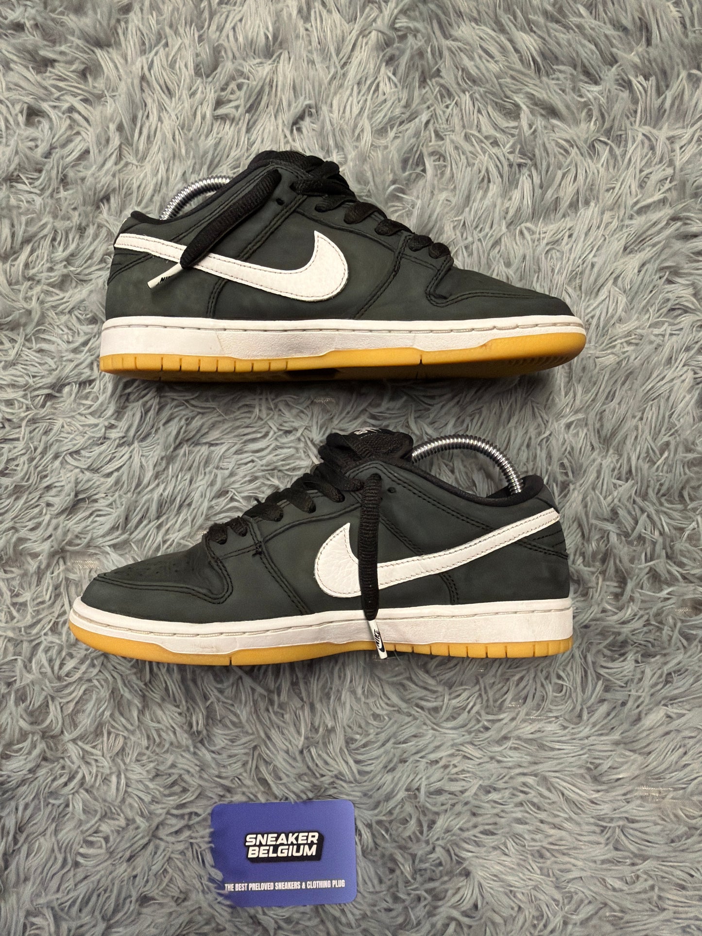 Dunk low SB black gum / size 39 / pre-loved