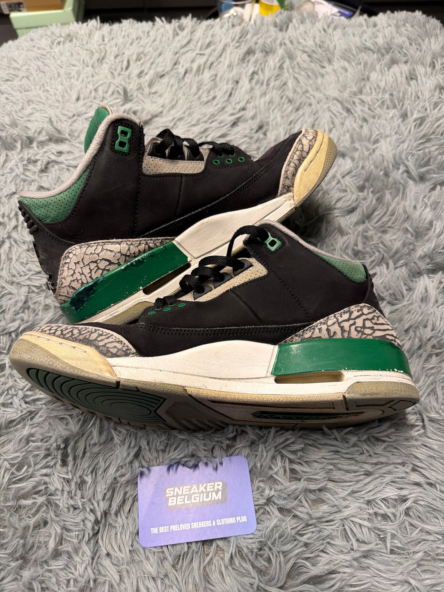 Jordan 3 Pine green / size 43 / Pre-Loved