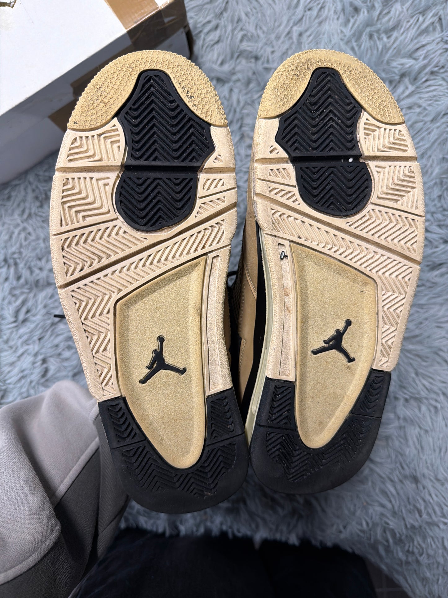 Jordan 4 mushroom / size 40,5 / Pre-Loved