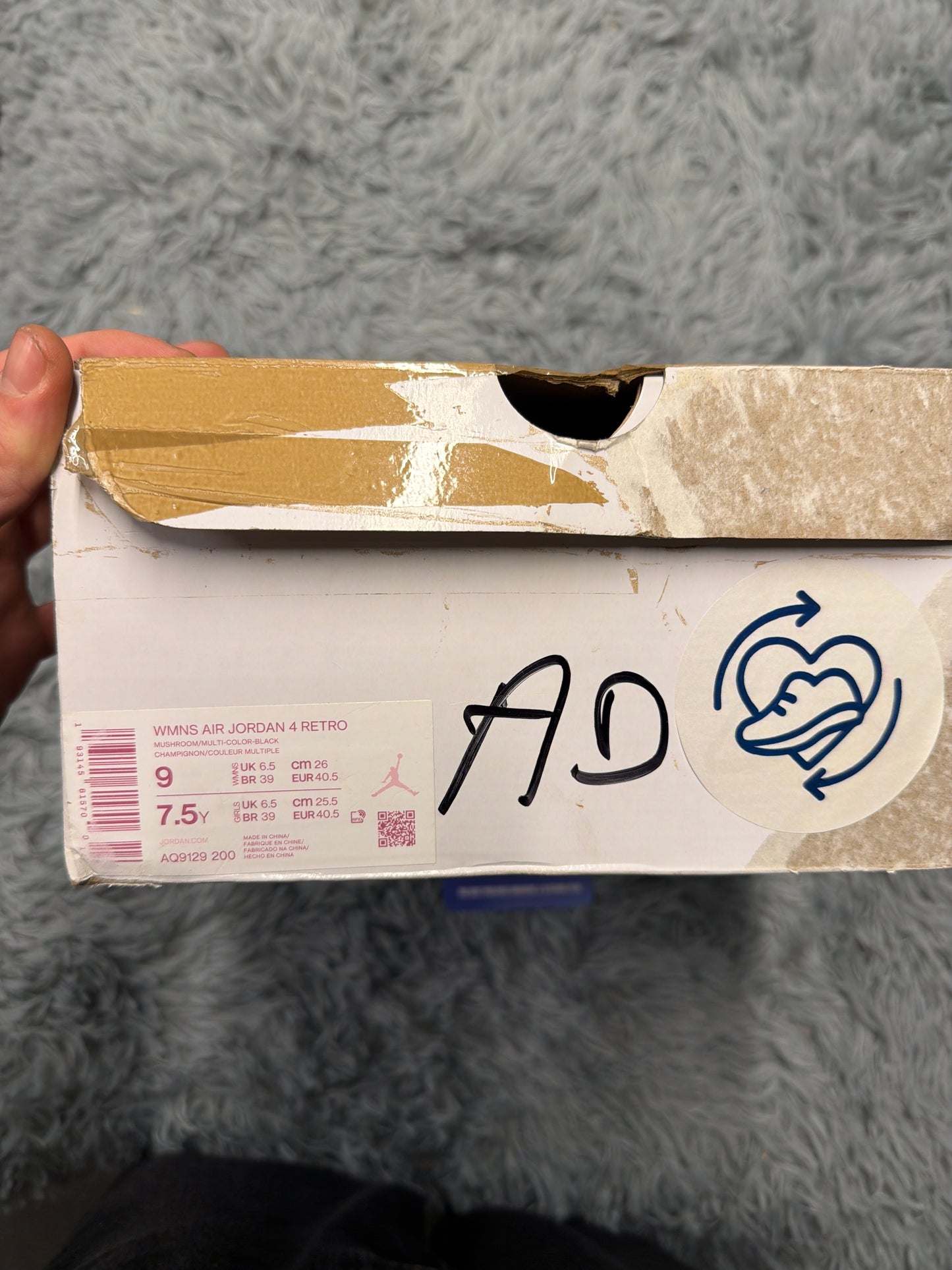 Jordan 4 mushroom / size 40,5 / Pre-Loved