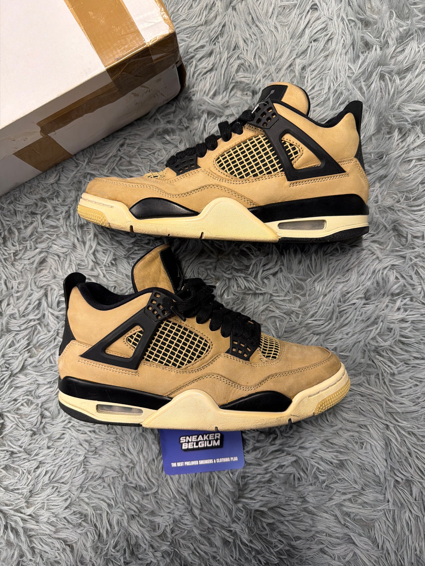 Jordan 4 mushroom / size 40,5 / Pre-Loved
