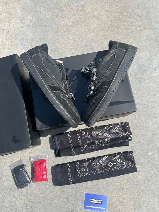 Jordan 1 low travis Scott “phantom” | 45
