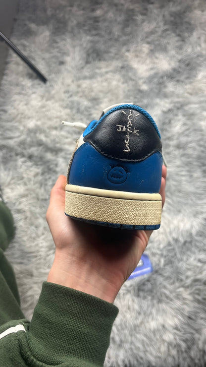 Jordan 1 low Travis Scott fragment 44,5