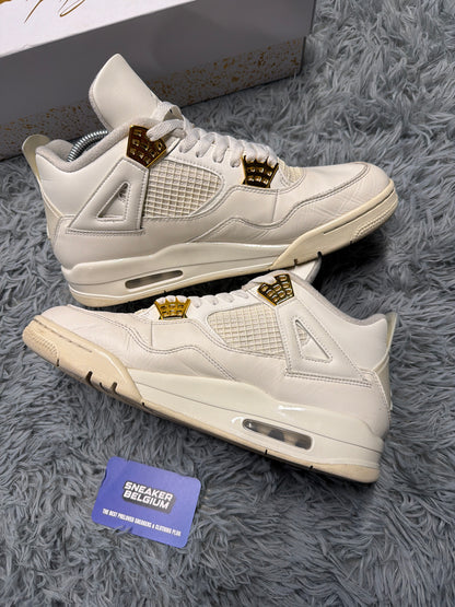 Jordan 4 metallic gold / size 44 / pre-loved