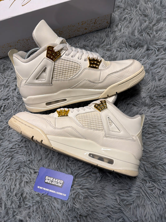 Jordan 4 metallic gold / size 44 / pre-loved