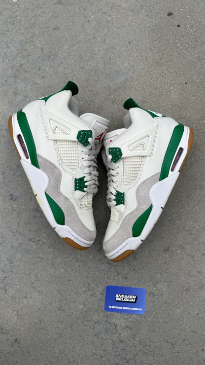Jordan 4 pine green | 44