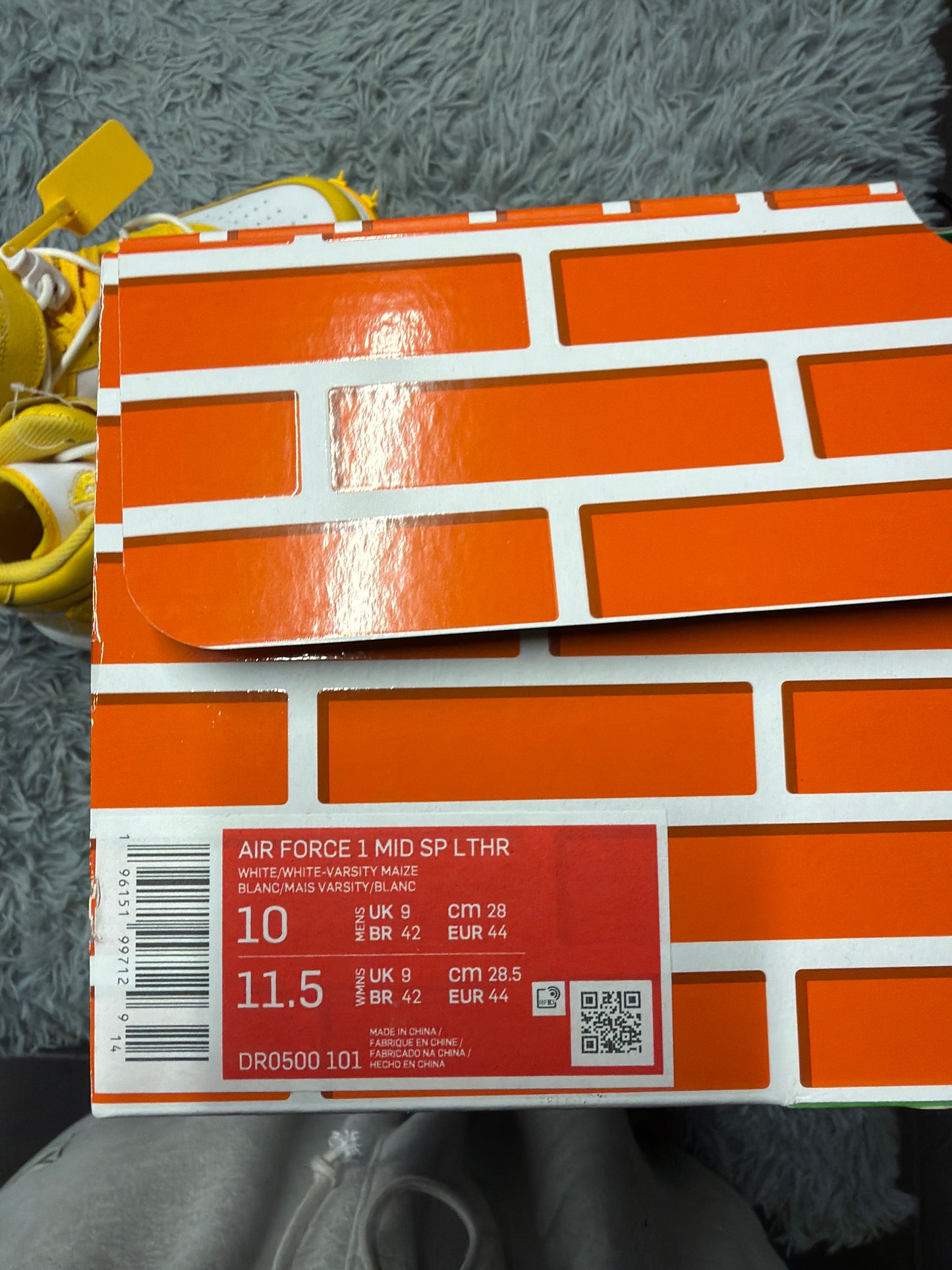 Nike airforce 1 mid x off white / size 44 / BRAND NEW