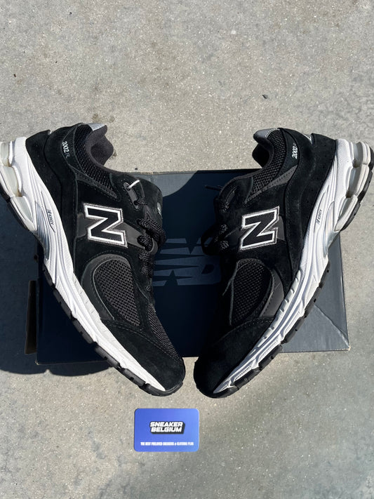 New balance 2002r black | 43