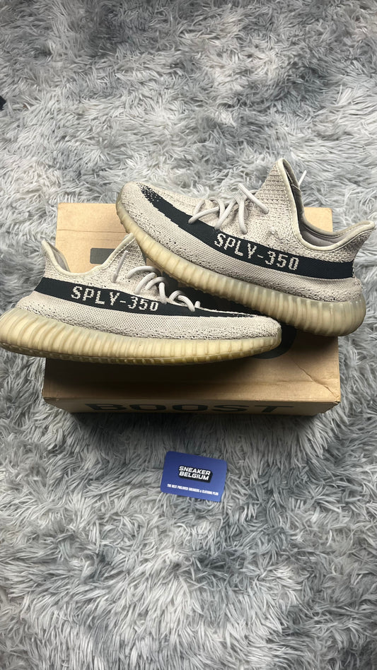 Yeezy 350 salt 43 1/3