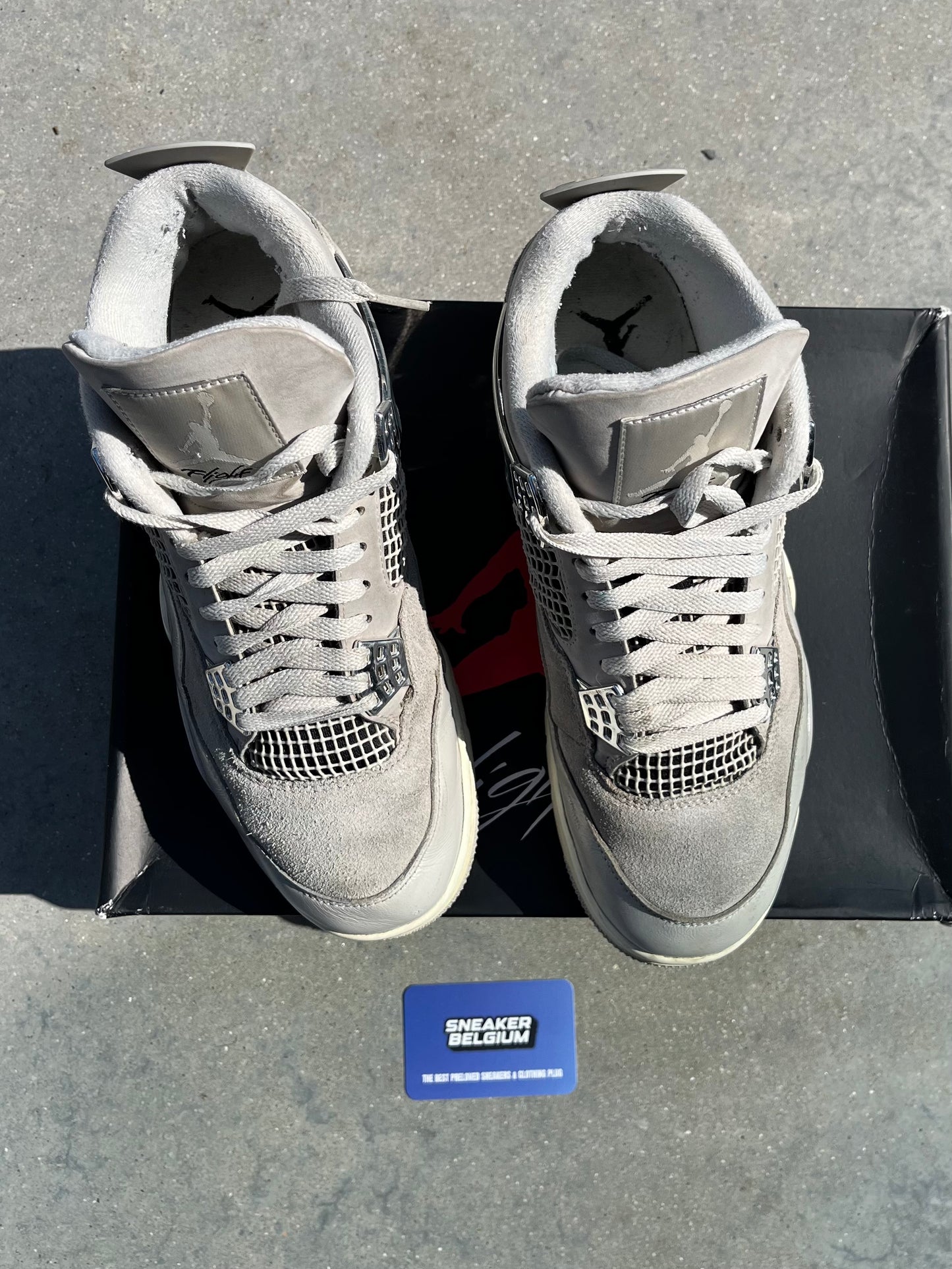 Jordan 4 frozen moments | 44