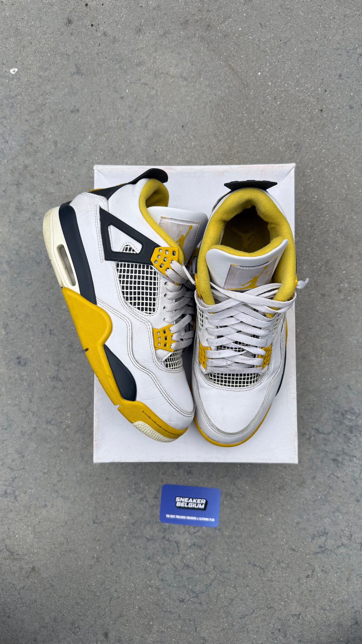 Jordan 4 vivid | 42,5