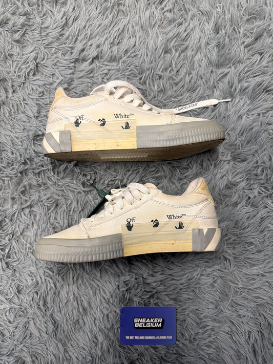 Off white vulcanized / size 38 / Pre-Loved