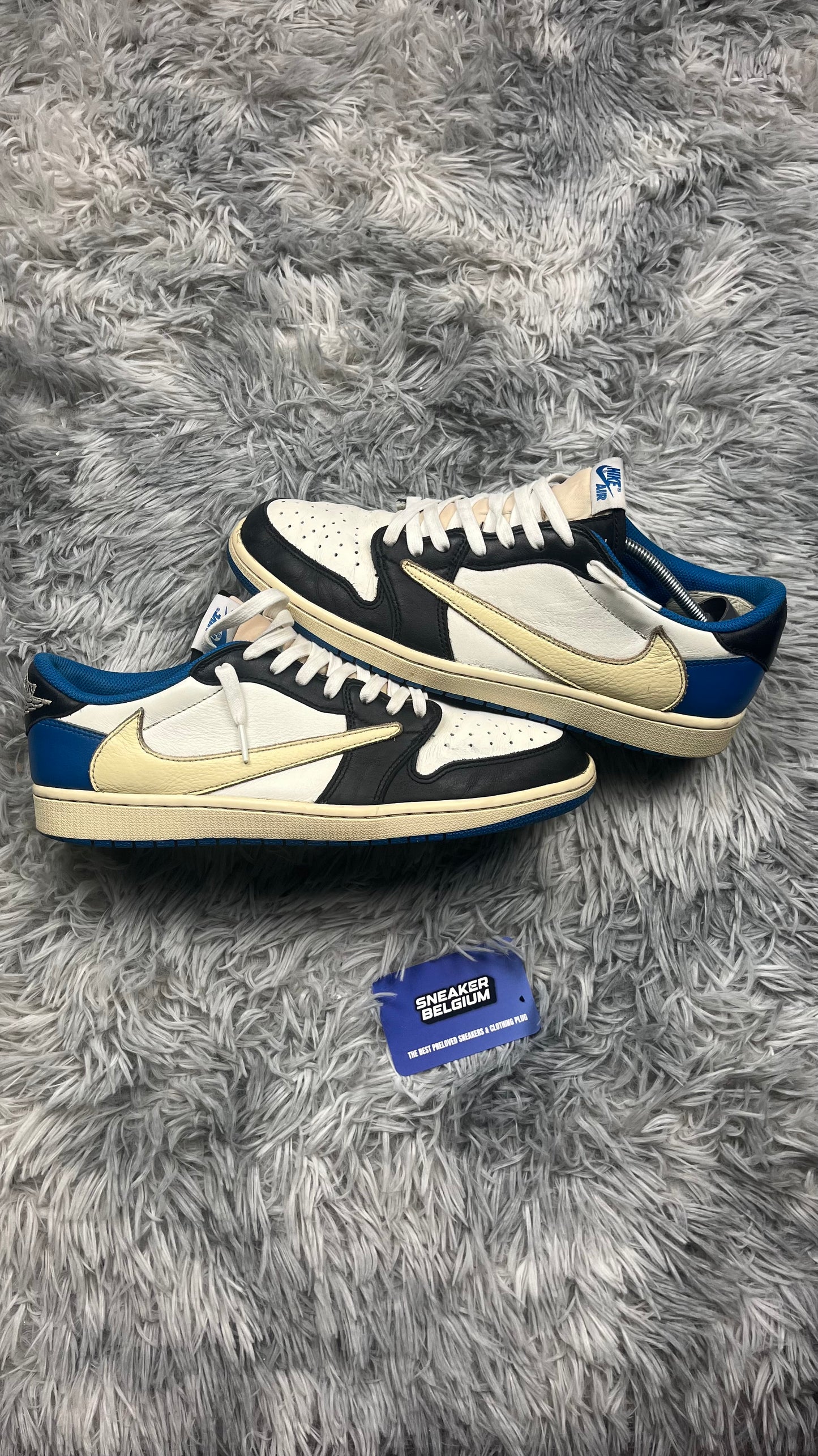 Jordan 1 low Travis Scott fragment 44,5