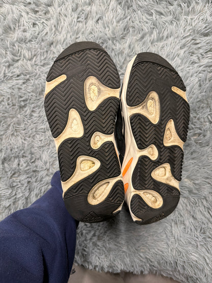 Yeezy 700 Waverunner / size 42 / pre-loved