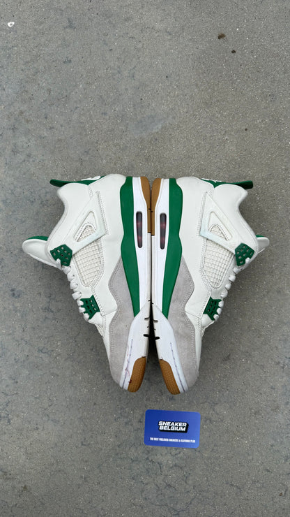 Jordan 4 pine green | 44