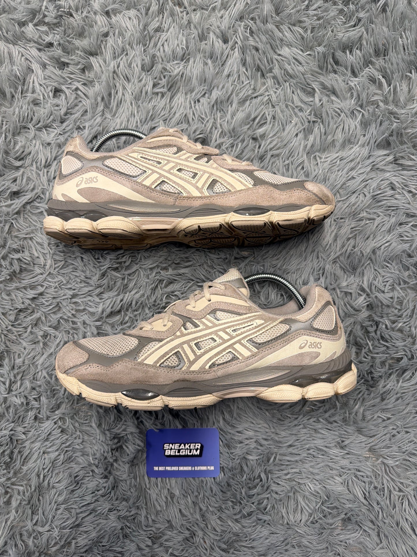 ASICS NYC oyster / size 42,5 / pre-loved