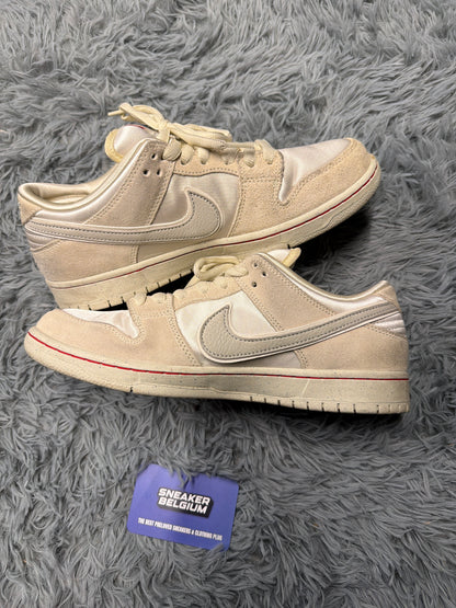 Nike dunk low SB “coconut” city of love / size 43 / Pre-Loved
