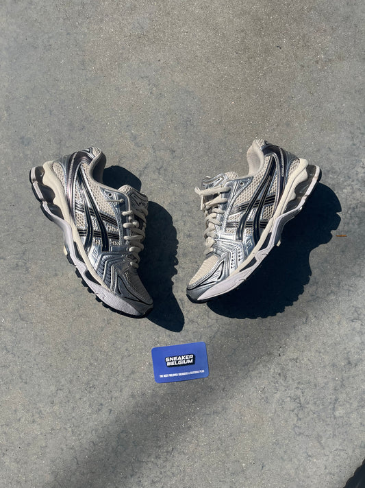 ASICS gel kayano 14 | 38