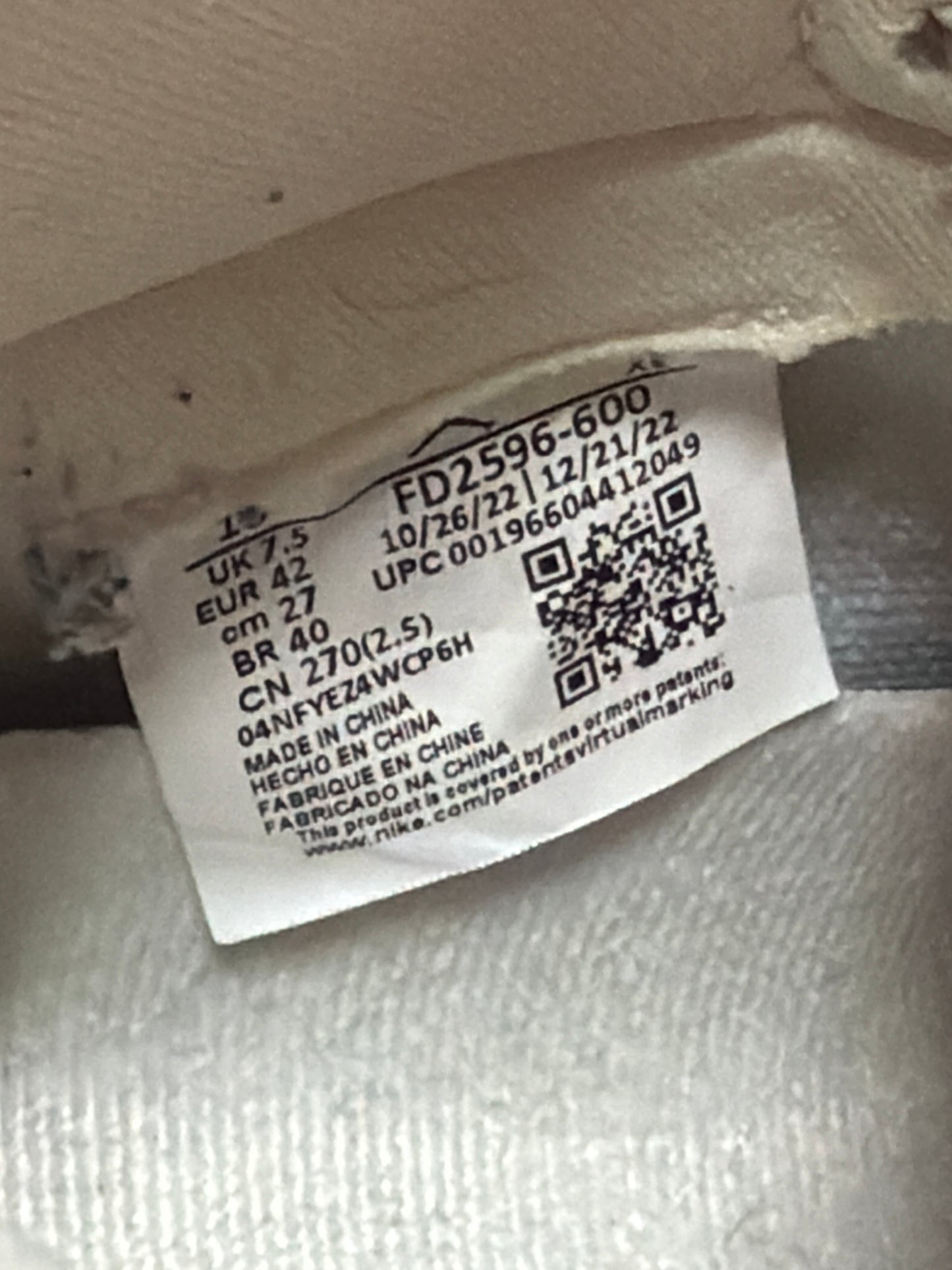 Jordan 1 high washed pink / size 42 / Pre-Loved