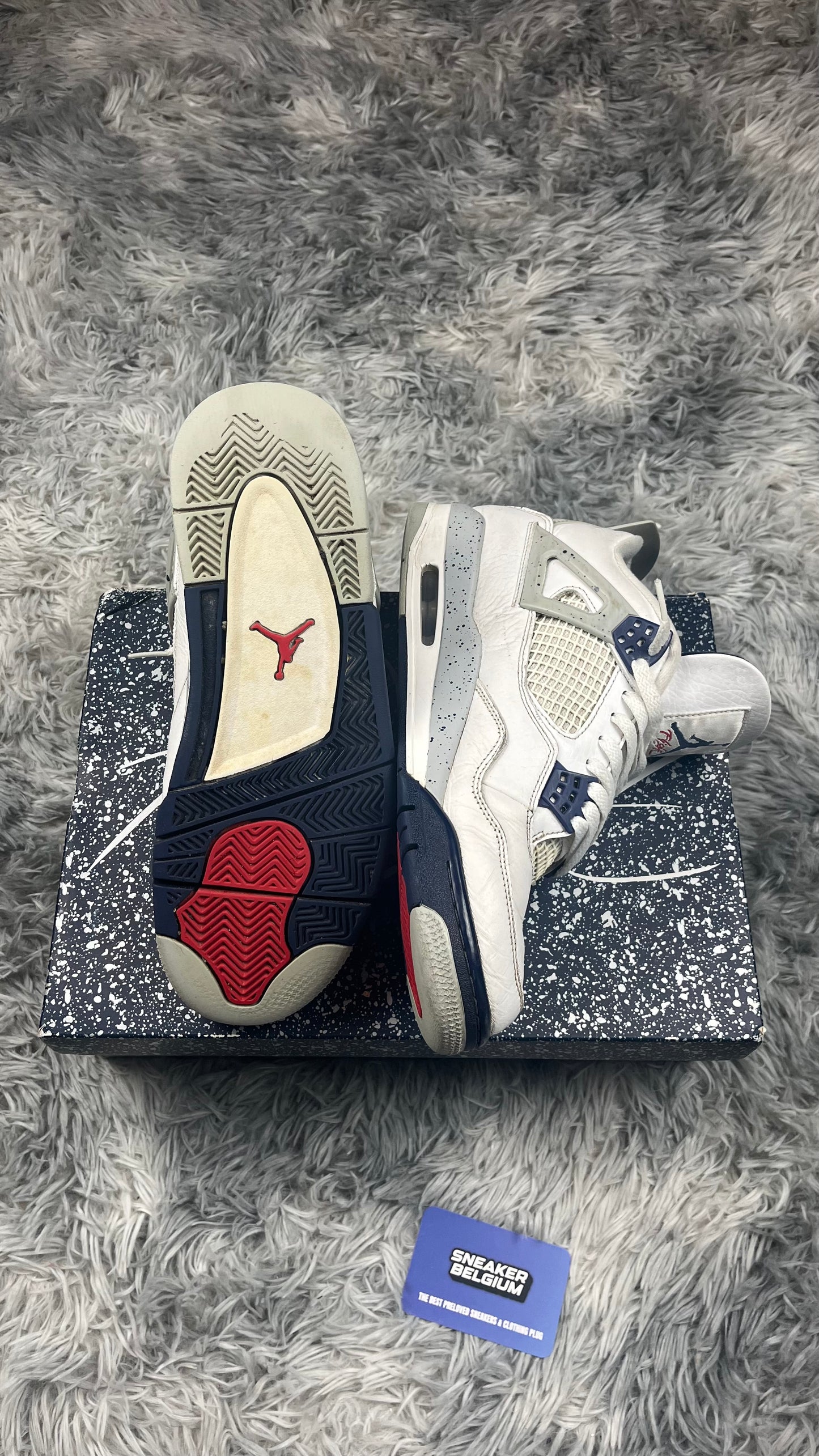 Jordan 4 midnight navy 43