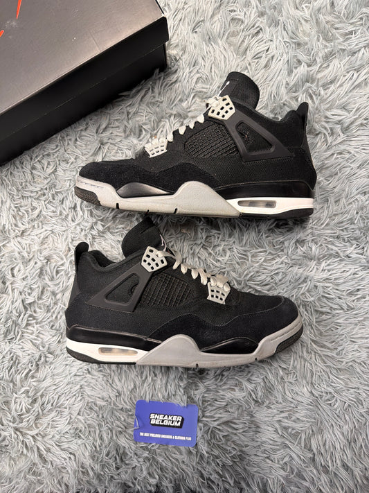 Jordan 4 black canvas / size 44 / Pre-Loved